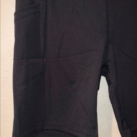 NWT Women’s Biker Shorts - Picture 9 of 10